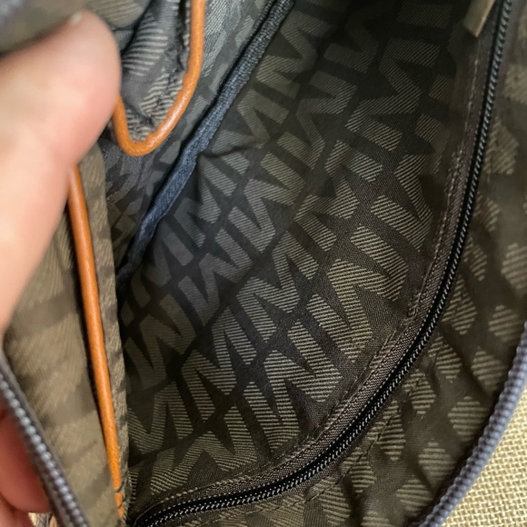 Vegan Leather Crossbody Wristlet Combo Bag NEW - Picture 8 of 10